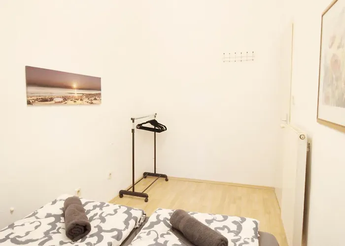 Homestay szállás Comfortable Near Schonbrunn Palace