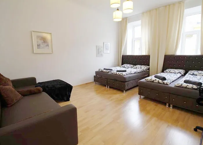 Comfortable Near Schonbrunn Palace